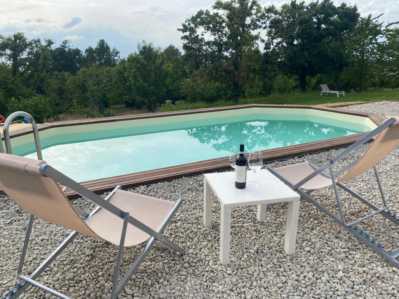La Casa Di Roby-1 Appartamento La Morra Con Piscina Luaran gambar