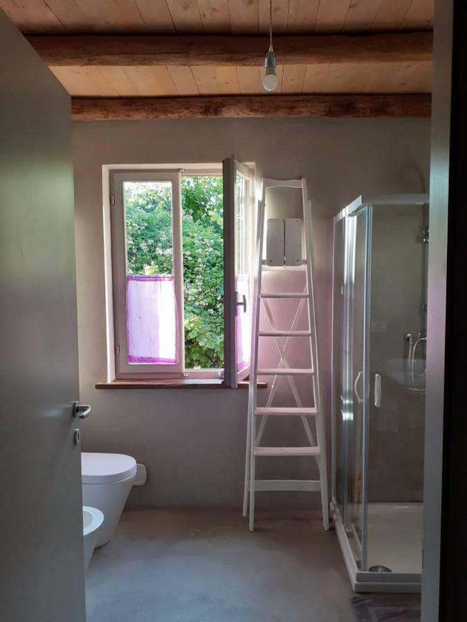 La Casa Di Roby-1 Appartamento La Morra Con Piscina Luaran gambar